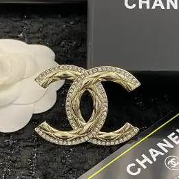 chanel brooches pour femme s_121470a